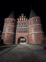 Lübeck Zwischen Grusel und Geschichte Stadttour zu Halloween - Hizvo