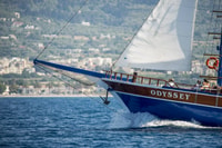 Du port de Kos, une croisière en bateau en plein jour vers 3 îles - Housity