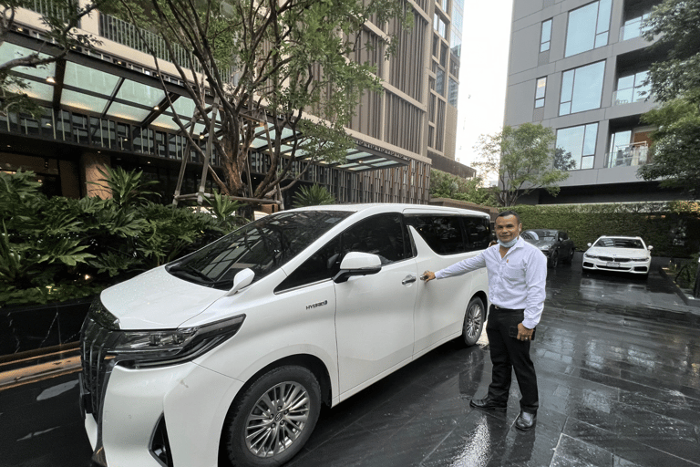 Grand Palace, Temples, Canal Private Tour [Optional Luxury] Private tour in English with Standard Vehicle