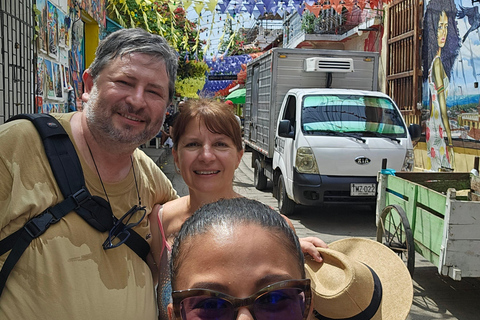 Cartagena for First-Time Visitors: Storytelling Walking Tour