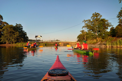 Helsinki: Kayak Rental from Lapinlahti 2h Single Kayak