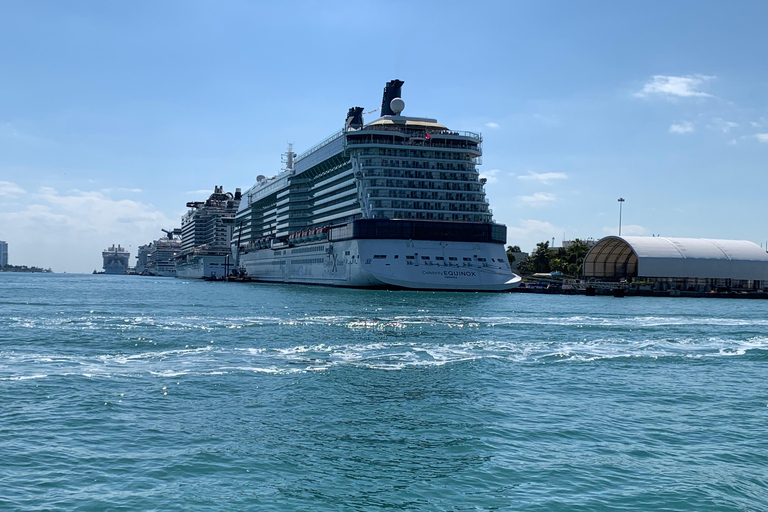 Miami: Rejs statkiem po zatoce Biscayne + przystanki w Miami Beach i MiamiRejs statkiem po zatoce Biscayne z przystankami w Miami Beach i Miami