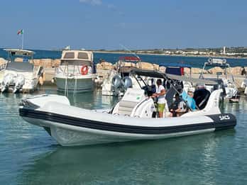 Boat excursions to the caves of Capo di Leuca