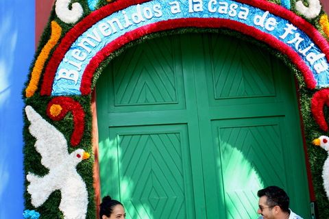 Città del Messico: Tour in bicicletta di Coyoacan con il Museo Frida KahloMuseo Frida Kahlo VIP: Salta la fila, biciclette e churros