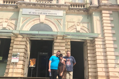 Mumbai: Must-see Sights Walking Tour Group Tour