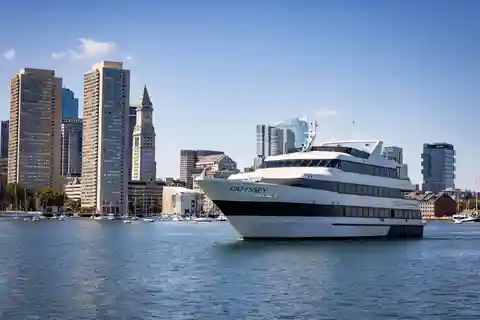 Boston havn: Gourmetbrunch eller middagskrydstogt