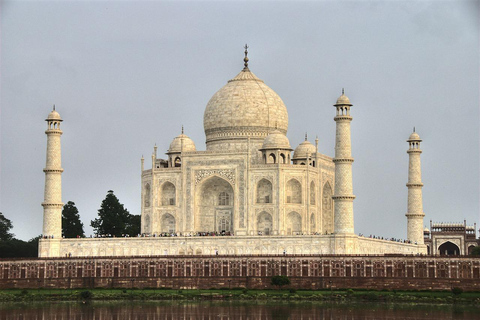 Agra: Private Taj Mahal & Agra Fort Tour with Fatehpur Sikri All Inclusive