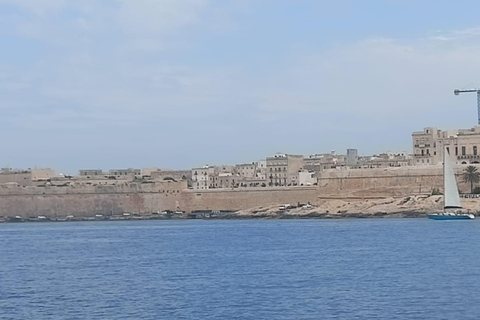 Malta: Private Sailing Cruise Malta: Private Sailing Cruise with Wind Magic Charters