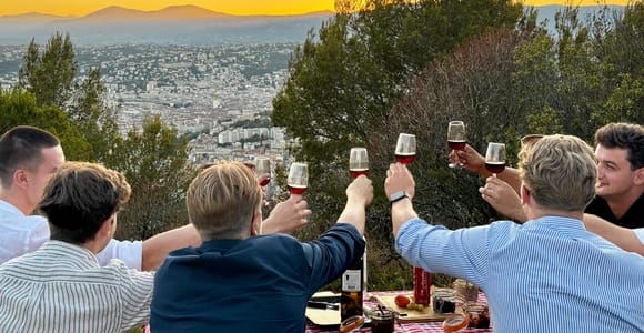 Nizza: Sonnenuntergang & Weinverkostung im Defender mit Panoramablick