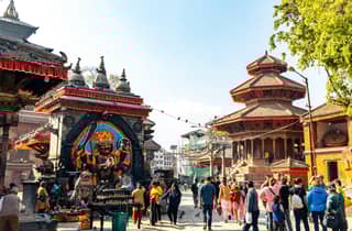 Kathmandu: 7 Heritage Sites Private/Group Tour mit Mittagessen