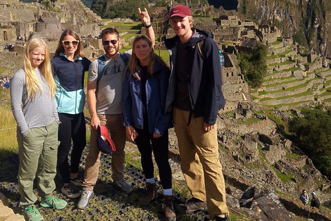 Cusco: Inca Trail 2-Day to Machu Picchu with Vistadome Train Cusco: Inca Trail 2-Day to Machu Picchu with Vistadome Train