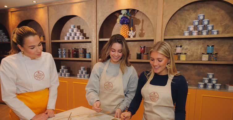 Amsterdam: Make your own Dutch Stroopwafel Workshop photo 2