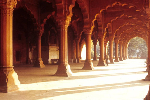 Delhi: Red Fort Skip-the-Line Tour with Hotel Pickup & Drop Professional Tour Guide Only