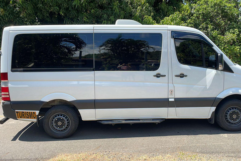 From San Jose: Poas Volcano National Park Guided Tour