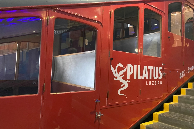 Von Luzern aus: Pilatus und Vierwaldstättersee Private TourPilatus mit Schifffahrt auf dem Vierwaldstättersee ab Luzern