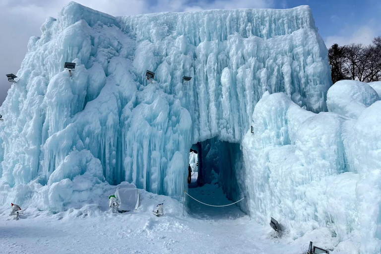 Sapporo: Lake Shikotsu Ice Festival Private Day Trip ＆ Onsen No return to Sapporo