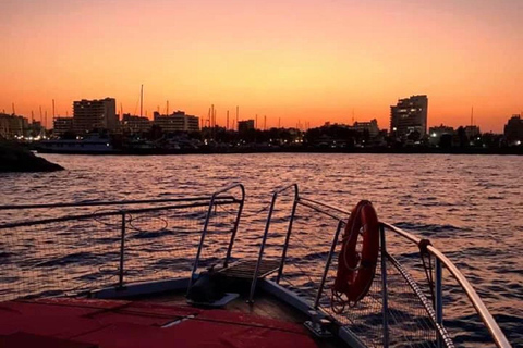 Larnaca: Crucero al atardecer - Yate de lujo Deep Blue