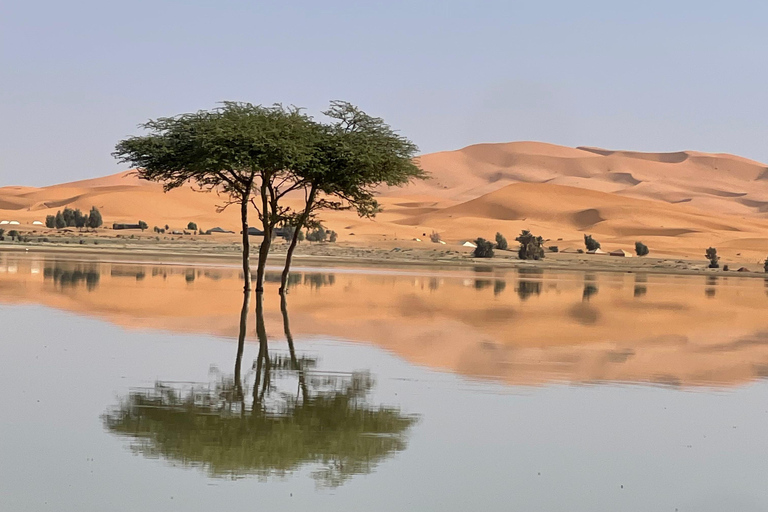 Fez To Marrakech: Private 4-Day Via-Merzouga & Luxury Camp. Fez To Marrakech: 4-Day Private premium Trip & Luxury camp.