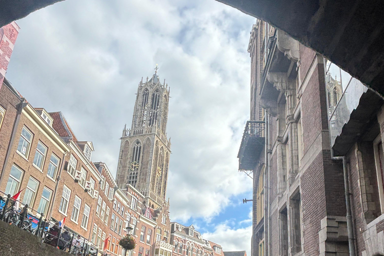 Utrecht: Private Electric Boat Tour with Local Skipper 3 hours long tour