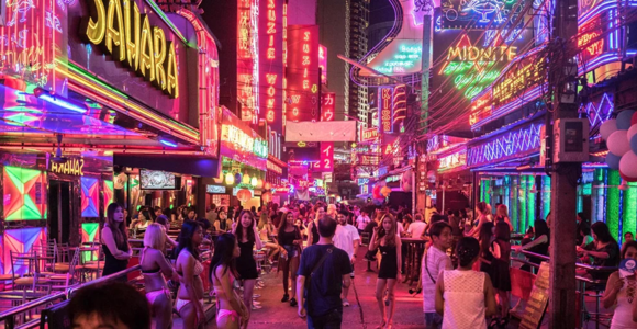 Bangkok: Soi Cowboy, Nana, Soi 11, Dachterrassen, Clubs und Go-Go-Bars