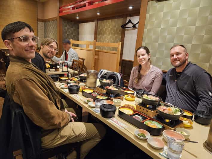Ryogoku: Sumo Town Guided Walking Tour with Lunch