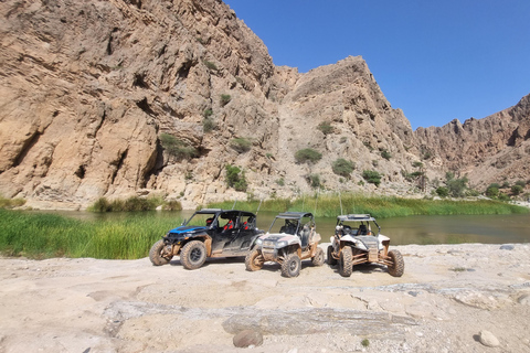 Vanuit Muscat: Epische 2-daagse UTV-overlanding in Jabal Abyad