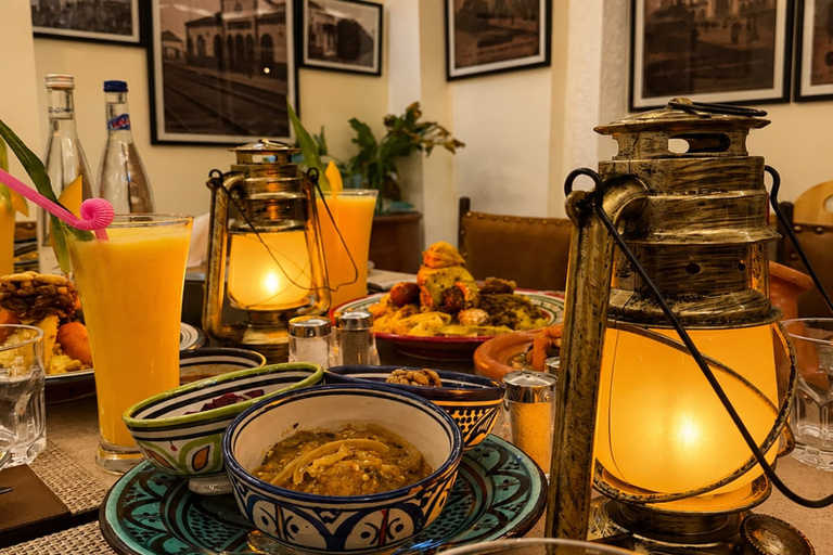 Marrakech Medina Night Tour with Rooftop Dinner