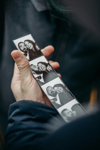 Tbilisi: Photobooth Guided Tour with Coffee & Pickup