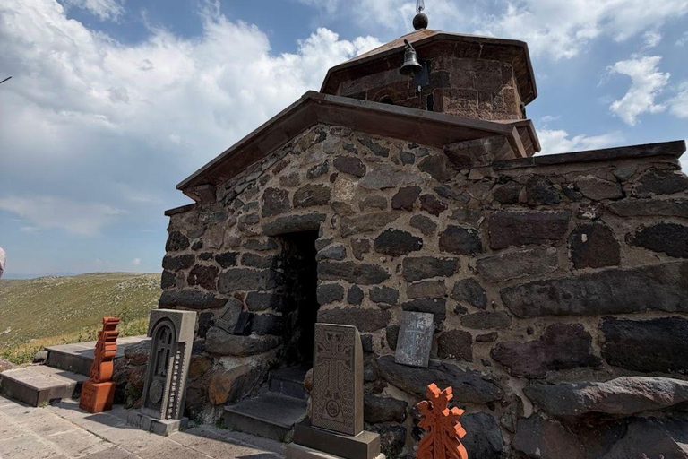 Khashlama in the Mountains: Feast by the Fire