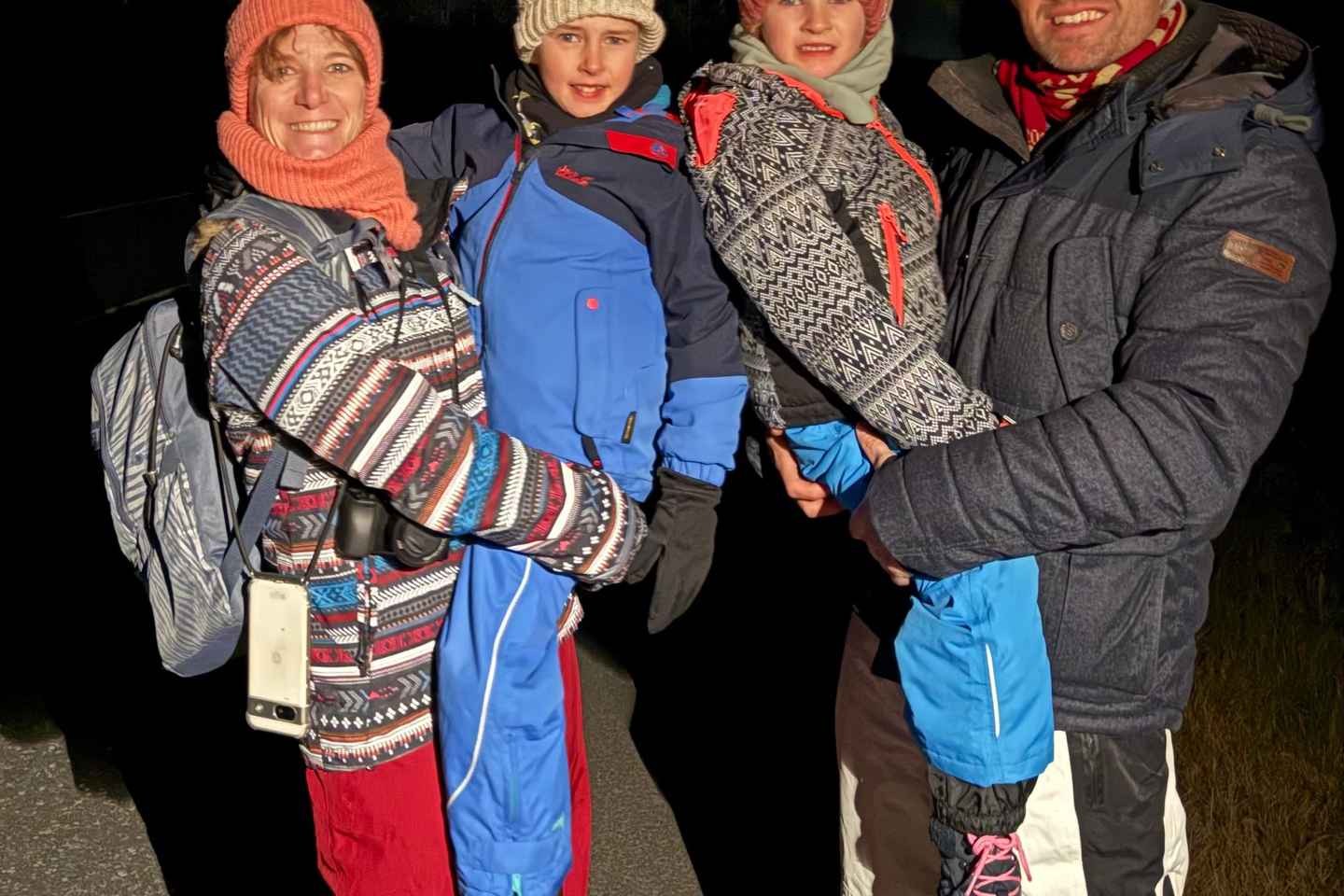 Rovaniemi: Family-Friendly Northern Lights Tour