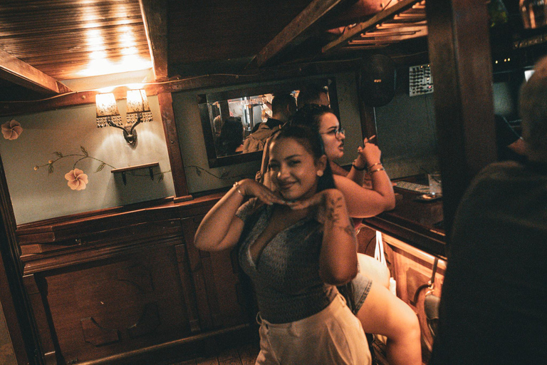 Tirana: Pub Crawl with 1 hour of Unlimited Drinks