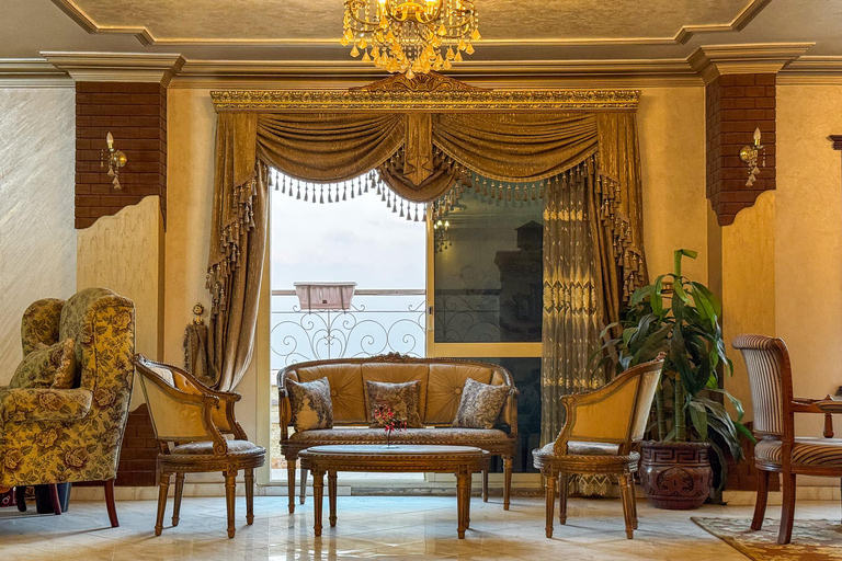 Marsa Alam: Cairo 2-Day Tour with Luxury Pyramids View Stay Day 1 Pyramids & GُEM Day 2 Memphis, Saqqara & Old Cairo