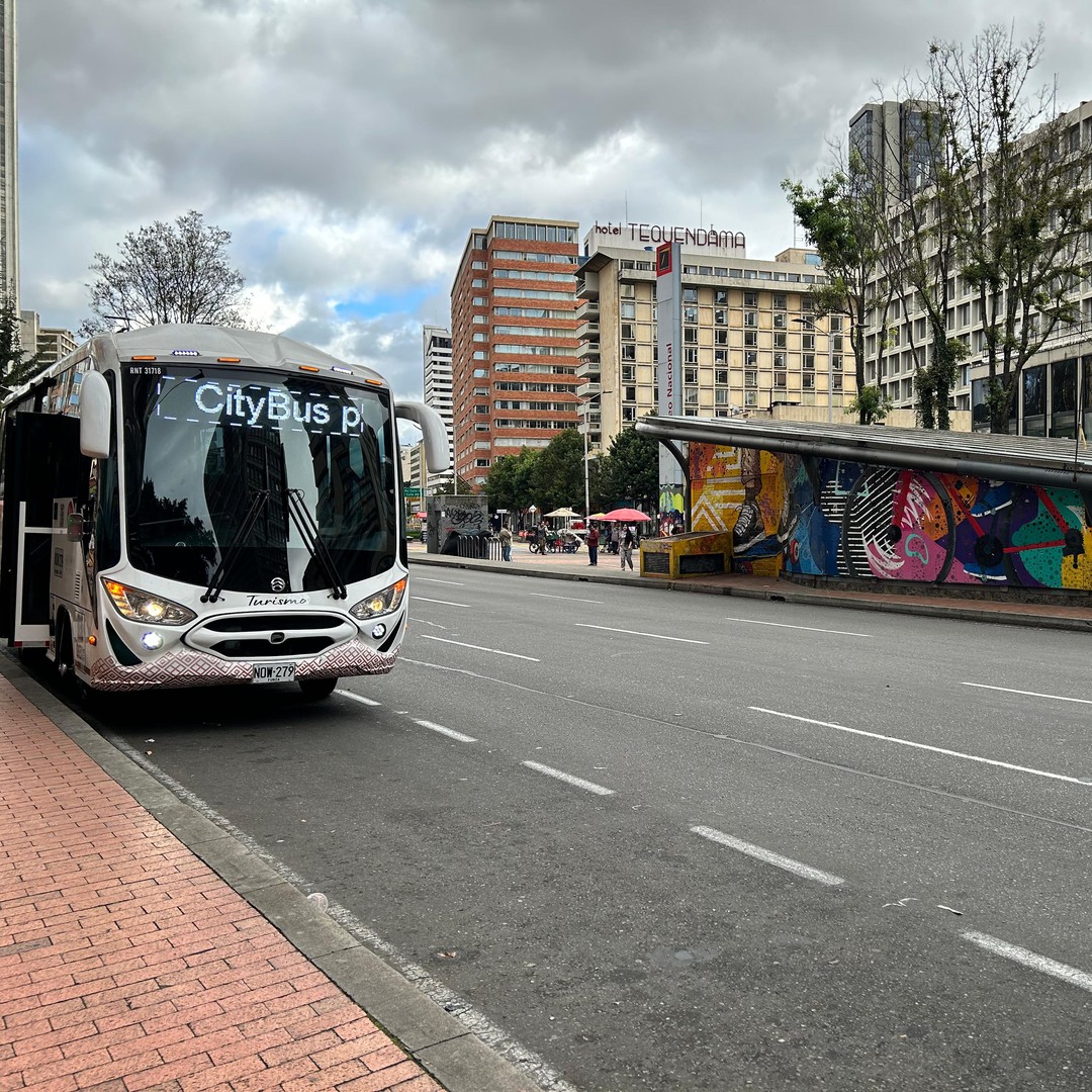 Colagem de mídia