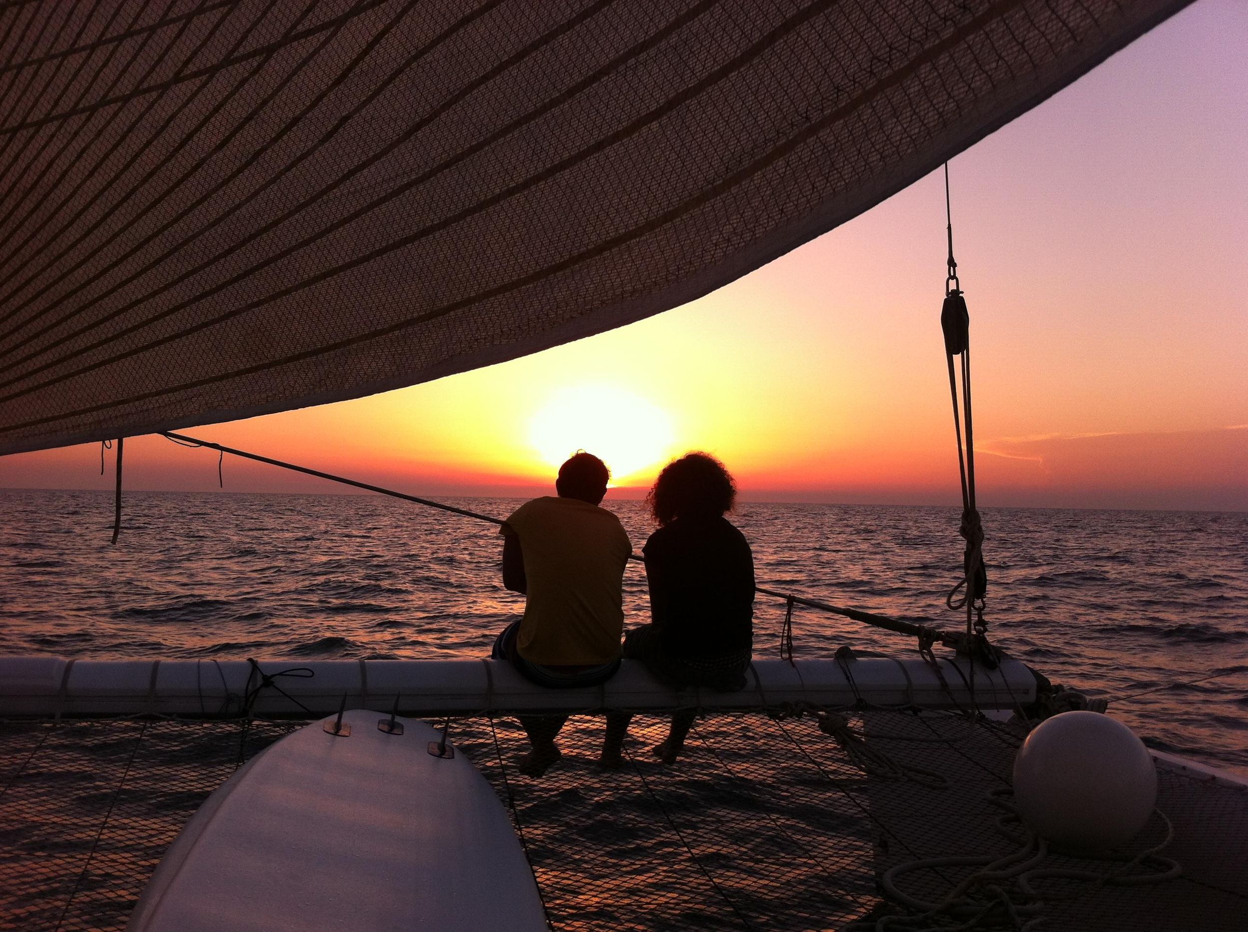 Port Camargue: Segeltour auf einem Rennkatamaran