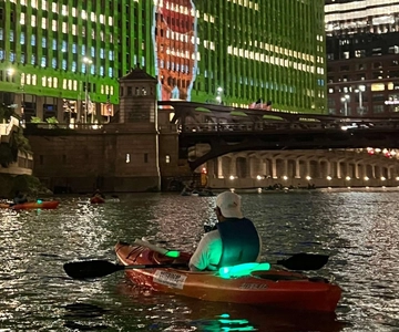 Chicago: tour in canoa al chiaro di luna sul fiume Chicago