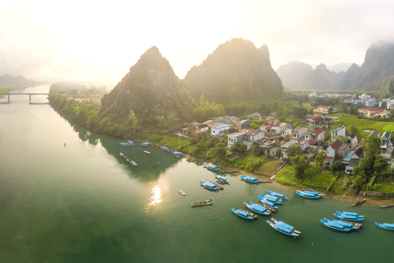 Phong Nha–Ke Bang: 2-daagse grotten- en avonturentocht2D1N Phong Nha - Ke Bang Tour - Afzetten in Hue