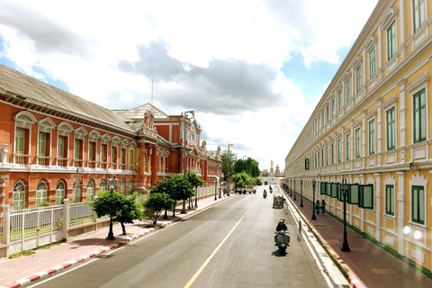 Bangkok : visite en bus à impériale avec repas Michelin et 20 sites emblématiquesMenu halal (déjeuner, dîner, soirée)