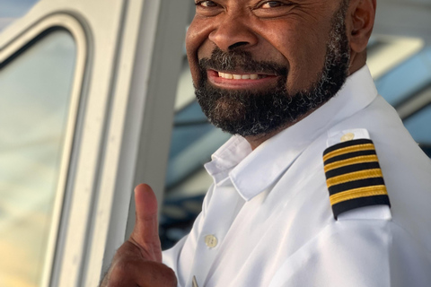Fiji: Captain Cook Cruises - Day and Dinner Combo