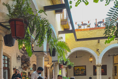 Tour privado a Chichén Itzá, Mesón del Marqués y Valladolid