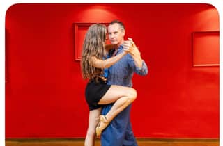Barcelona: Tango-Kurs mit unbegrenzten Getränken und Video