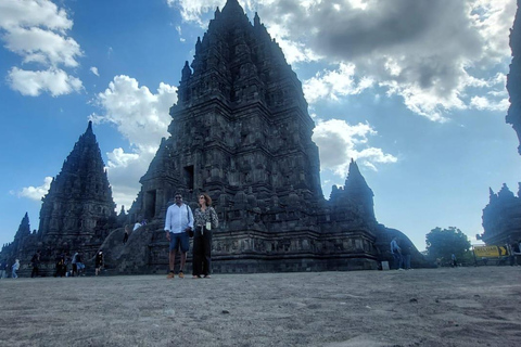 Yogyakarta: Ontdek Prambanan Tour en Sewu TempelStart tour vanaf vliegveld Yogyakarta