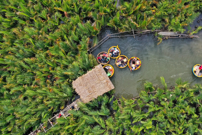 Au départ de Hoi An : Visite du marché, promenade en bateau-panier et cours de cuisine