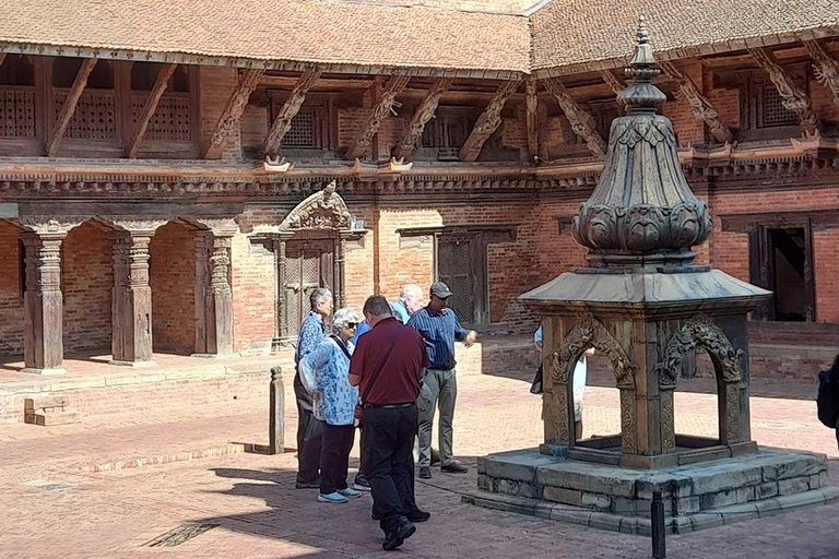 Kathmandu: 3-Day Luxury Tour with Hotel & Transfers