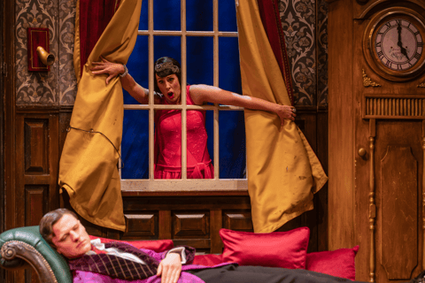 London's West End: Ticket to The Play That Goes Wrong Best Available Stalls - Peak