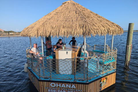 Panama City Beach: 90 minuti di tour in barca Tiki al tramontoTour privato del tramonto Tiki per un massimo di 26 ospiti