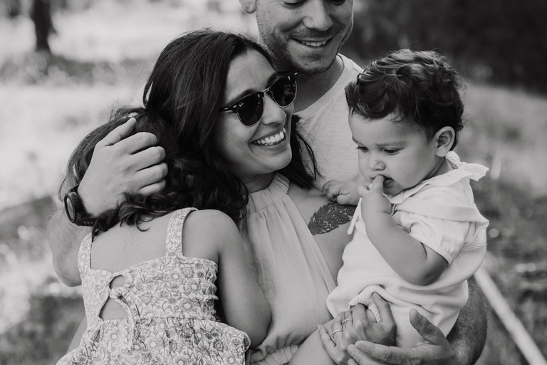 Tarragona: Private Family Photo Shoot Tour