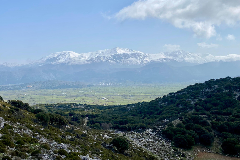 Creta: Excursión Guiada de Senderismo por la Meseta de Lassithi