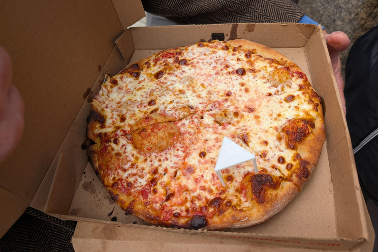 Boston: 2-Hour North End Food Tour with Lobster & Pizza