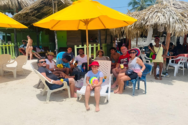 Tierra bomba: Typical beachday to Punta Arena!