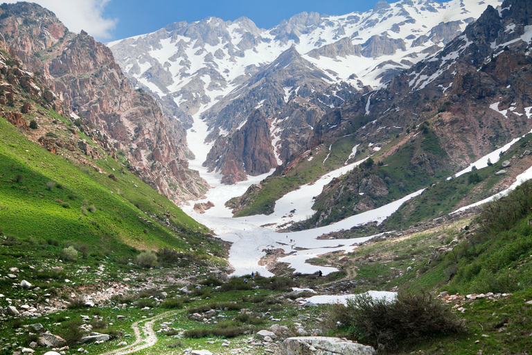 From Tashkent: Amirsoy, Chimgan & Charvak Mountain Day Trip For Local Visitors